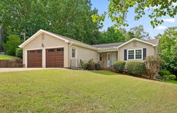604 Spring Lake Court, Chattanooga, TN 37415