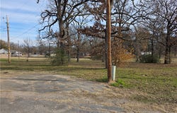 W Main, Charleston, AR 72933