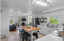 202 Steadwell Rd, Amsterdam, NY 12010