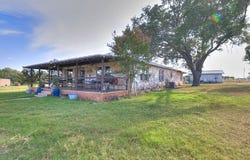 17188 Wildhorse Pass, Marion, TX 78124