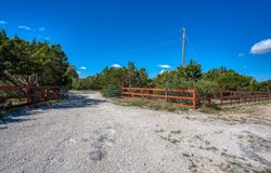 11670 Mountain Top CIR, Jonestown, TX 78645
