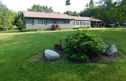 411 White School House Road, Madison, ME 04950