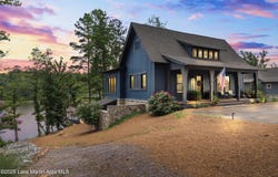 391 Old Jay Rd, Eclectic, AL 36024