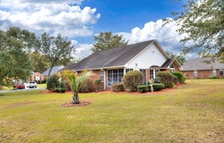 101 Oakview Circle, Manning, SC 29102