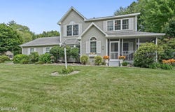 55 Dunwoodie Road, Glenmont, NY 12077