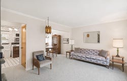695 Eileen Court, Franklin Square, NY 11010