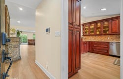 18750 Keswick Street, Reseda, CA 91335
