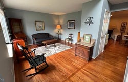 8 AUTUMN COURT, BLACKWOOD, NJ 08012