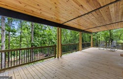 38 Friendly, Mccaysville, GA 30555