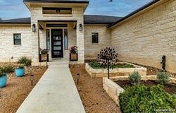 102 Eli Seal, Blanco, TX 78606