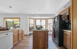 3215 S 6Th, Escanaba, MI 49829