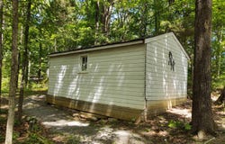 315 HOLLAND Lane, Vienna, IL 62995