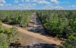 NEW YORK Street, Interlachen, FL 32148
