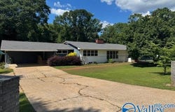 301 Lora Street, Scottsboro, AL 35768