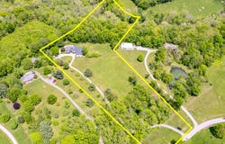 996 Rockbridge Rd, Shelbyville, KY 40065