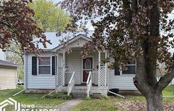 1007 S Main Street, Fairfield, IA 52556
