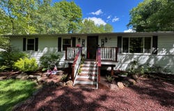 10 Helen Way, White Haven, PA 18661