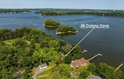 26 Colony Cove Road, Durham, NH 03824