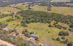 117 Charles Burnes LN, Rosanky, TX 78953