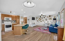 3927 Memory Lane, Waterloo, IA 50702