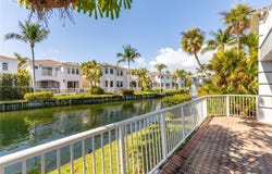 3106 NE 210th Ter, Aventura, FL 33180
