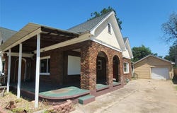 1414 W Iowa Avenue, Chickasha, OK 73018