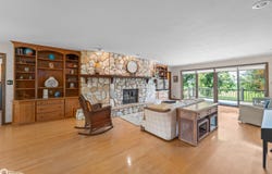 2215 Fenton Avenue, Webster City, IA 50595
