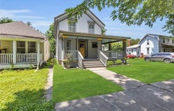 228 S Elm Street, Ottawa, KS 66067