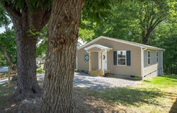 27 Forest Park Road, Marion, NC 28752