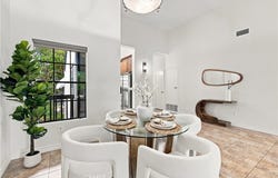 2538 W Macarthur, Santa Ana, CA 92704