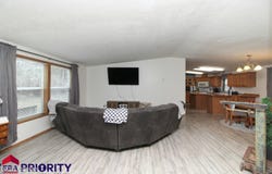 1259 Montana Ave -, Upton, WY 82730