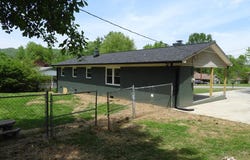 122 McKee Drive, Blacksburg, SC 29702