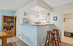 7200 York Avenue S, Edina, MN 55435