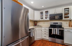 920 Ridgefield Cir, Clinton, MA 01510