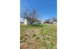 133 S Hillside, Apache, OK 73006