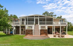 2831 Whichards Beach Road, Chocowinity, NC 27817