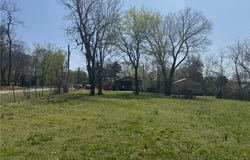 218  E Elm  ST, Stilwell, OK 74960