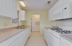 919 Stephen Lane, La Grange, TX 78945
