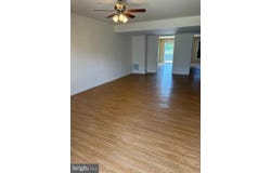 15 MONTAGUE WAY, INWOOD, WV 25428