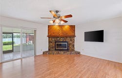1105 LENNA Avenue, SEFFNER, FL 33584