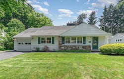 109 Ridgeview Drive, Perinton, NY 14445