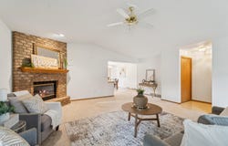 N9580 ONYX Court, APPLETON, WI 54915