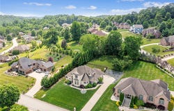 10601 Sophia Ct, Irwin, PA 15642