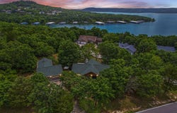 692 Indian Valley Road, Branson West, MO 65737