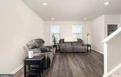 1 FLORENCE LANE, MOUNT LAUREL, NJ 08054