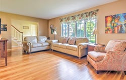 17 Tiffany Lane, Smithtown, NY 11787