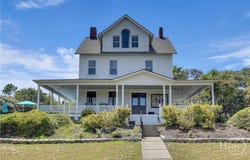 21 Officers Row, Tybee Island, GA 31328