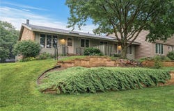 134 Windsor Court, New Brighton, MN 55112