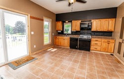 101 5Th Street NW, State Center, IA 50247