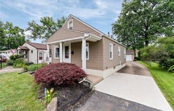 203 Marion Avenue NW, Massillon, OH 44646